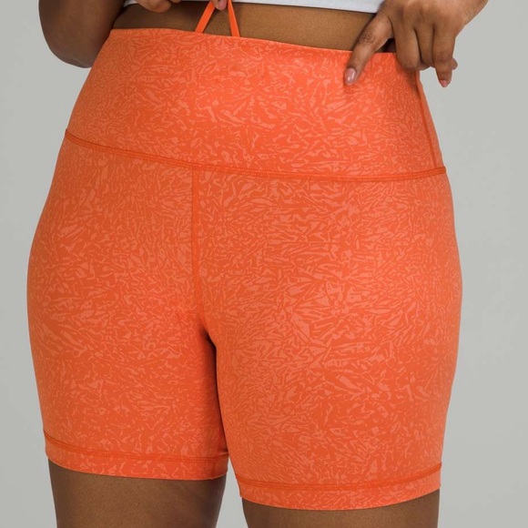 Lululemon Wunder Train 6” shorts - Picture 2 of 5